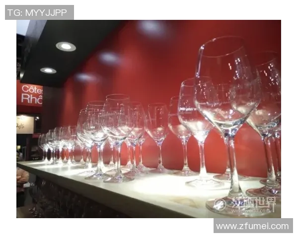 世界调酒师大赛展现酒杯中的魔法与创意魅力的精彩瞬间 世界调酒师大赛展现酒杯中的魔法与创意魅力的精彩瞬间